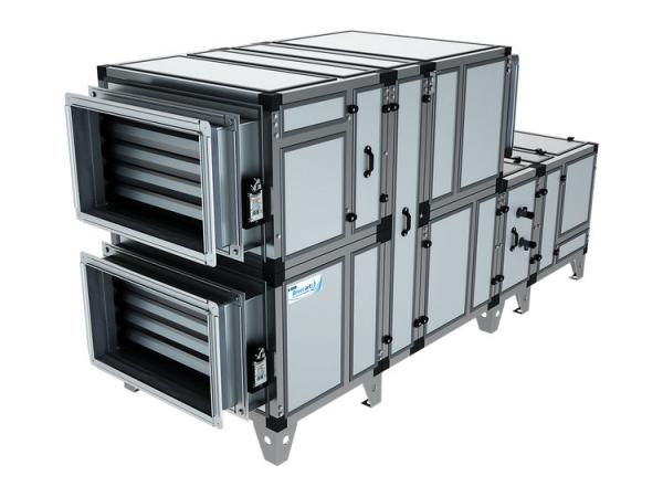 Приточно-вытяжная установка с водяным охладителем Breezart 4500 Lux RR W ET30-380